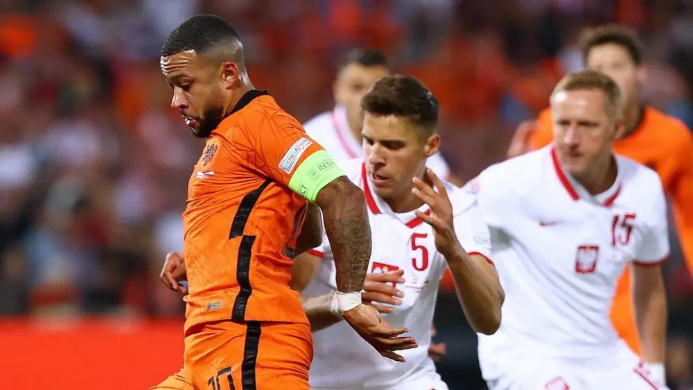 Đức và Hà Lan chuẩn bị cho lượt trận vòng loại World Cup